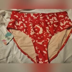 NWT Nani swim bottoms